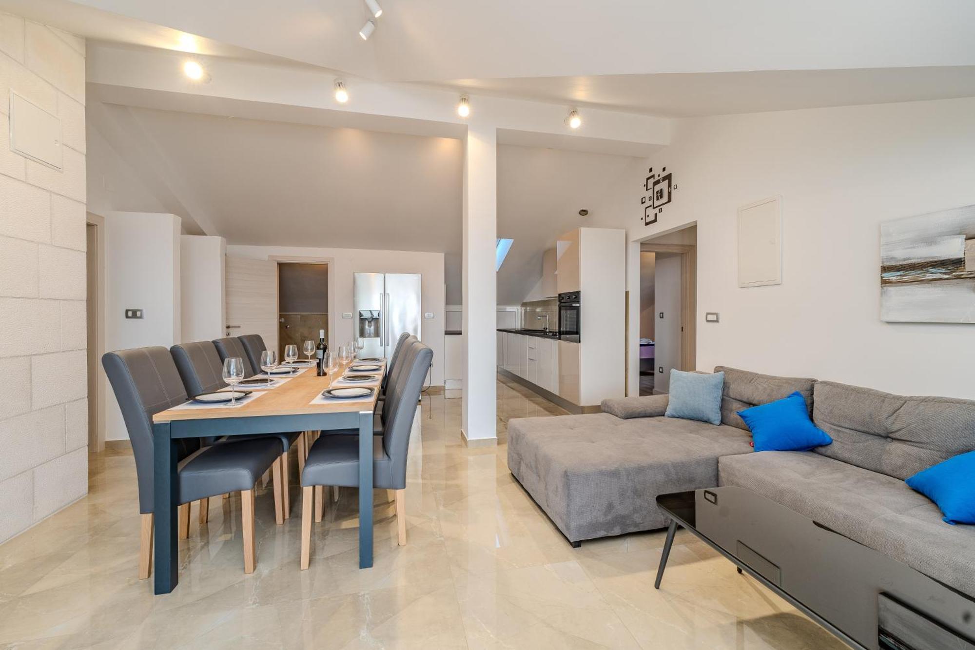Dali II Apartment Новаля Екстериор снимка